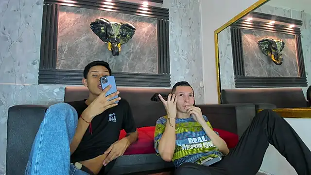 Isaak Bless online show from July 24, 2026, 7:32 pm