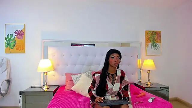  Philippa  online show from July 24, 2026, 3:35 am