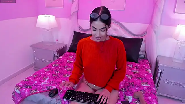 Karolay Rose online show from July 29, 2026, 8:19 pm