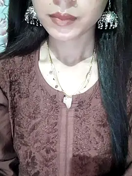 Amazing Girl77 online show from July 31, 2026, 7:33 pm
