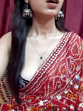 Amazing Girl77 online show from July 26, 2026, 6:04 pm