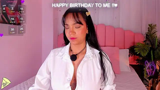 sophieblake69 online show from July 24, 2026, 5:36 am