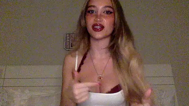 Snapshot of Dioxoxo chatting on July 26, 2026, 1:23 am Dioxoxo online show from July 26, 2026, 1:23 am