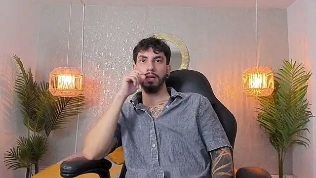 leviwolff online show from July 17, 2026, 3:48 am