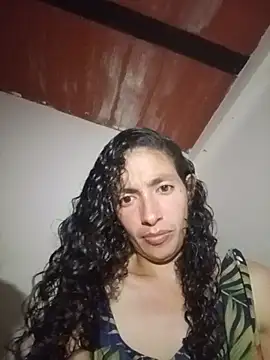 arianahillt online show from July 26, 2026, 3:57 am