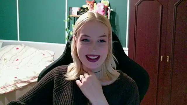 Eden Rose online show from August 1, 2026, 10:41 pm
