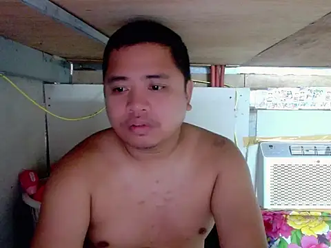 Snapshot of UnisexForYou chatting on July 27, 2026, 11:01 pm UnisexForYou online show from July 27, 2026, 11:01 pm