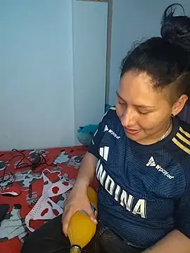  melanny online show from July 22, 2026, 1:51 am