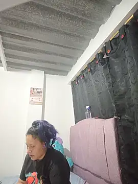  melanny online show from July 24, 2026, 11:34 pm