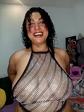 scarlett kisses online show from July 27, 2026, 1:34 am
