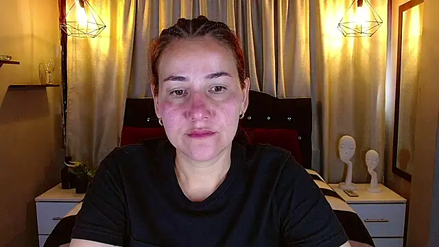 kathekitten online show from July 28, 2026, 7:39 pm