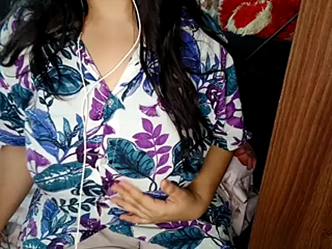 naughty rosiee online show from July 22, 2026, 12:29 pm