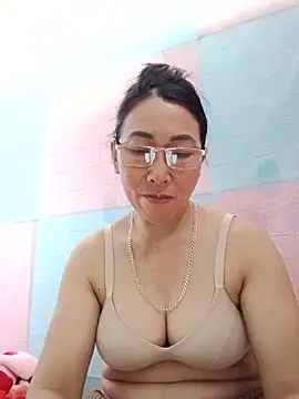 Boosbig01 online show from July 17, 2026, 6:21 am