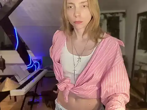 Anna darko online show from July 12, 2026, 9:15 pm