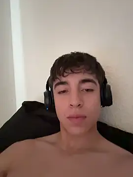 Andrexxxitoo online show from July 27, 2026, 11:17 am