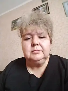 Julia1505 online show from July 13, 2026, 12:48 pm