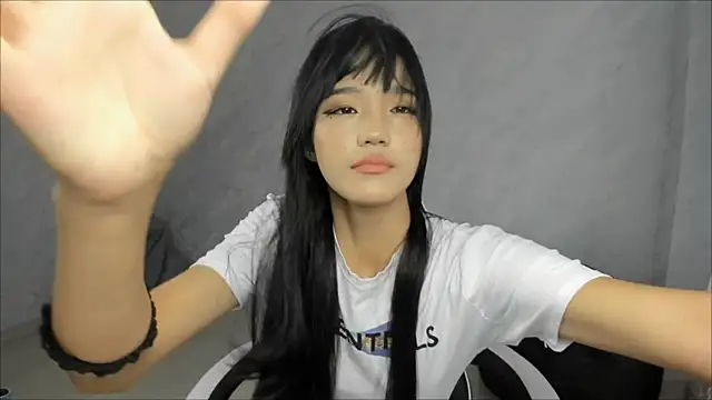 KarliMon online show from July 20, 2026, 9:38 am
