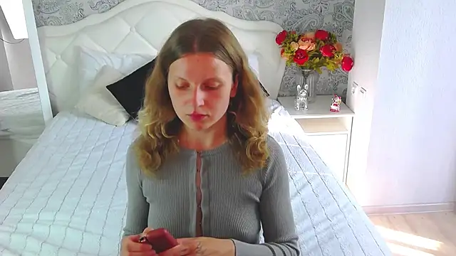 Mary Charm online show from July 26, 2026, 3:46 am