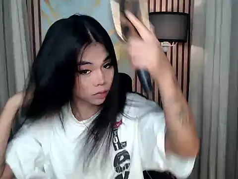 ARABELLA CALIFA online show from July 28, 2026, 5:48 am