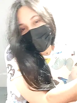 Estrellitaa 69 online show from July 18, 2026, 5:05 am