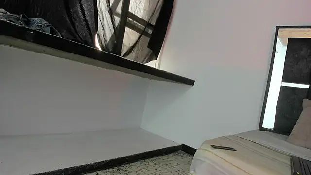 ivy greys online show from July 27, 2026, 6:48 pm