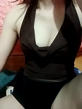 NgocNgoc999 online show from July 15, 2026, 5:03 am