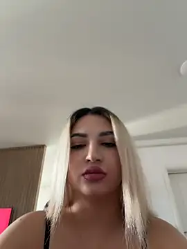 AstridJade online show from July 20, 2026, 12:29 pm
