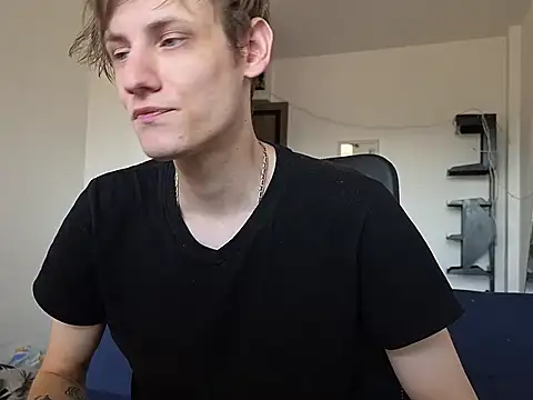 bluevibex96 online show from July 17, 2026, 8:11 am
