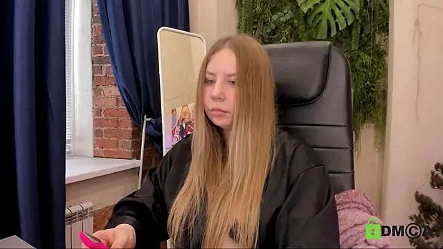 Sofi Soyer online show from July 27, 2026, 3:30 pm