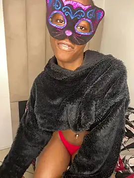 SexyTamia 302 online show from July 24, 2026, 9:11 pm