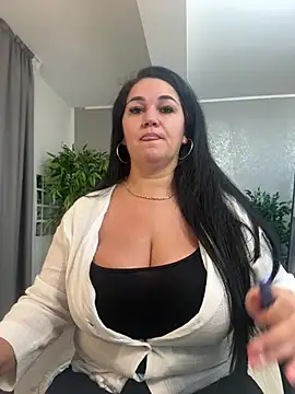 VickyBlazze online show from July 23, 2026, 4:32 am