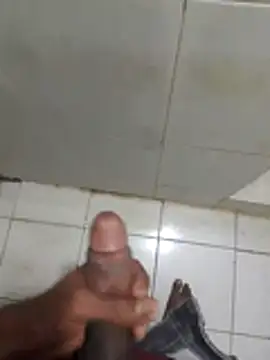 Snapshot of boy7inche chatting on July 21, 2026, 7:59 pm boy7inche online show from July 21, 2026, 7:59 pm