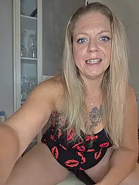Anna-LustigOfficial online show from July 26, 2026, 10:55 am