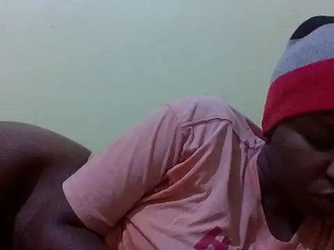 Lunatemptation1 online show from July 28, 2026, 8:33 am