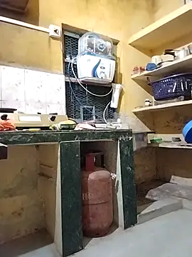 Snapshot of krvinay39 chatting on April 5, 2026, 6:14 pm krvinay39 online show from April 5, 2026, 6:14 pm