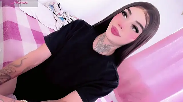 nataliagoddess  online show from July 25, 2026, 9:32 pm