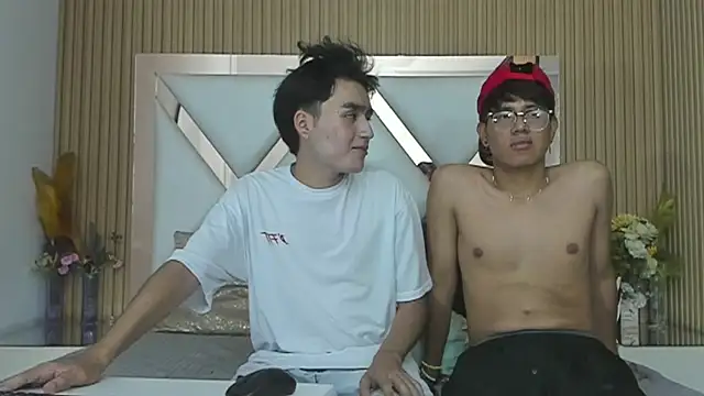 CarlosANDMaicol online show from July 18, 2026, 7:22 pm