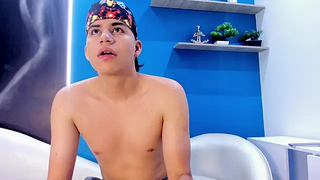 Thiago Betancourt online show from July 18, 2026, 7:22 pm