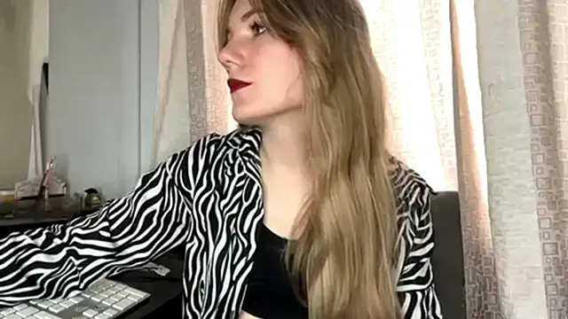 MargariteGibes online show from July 30, 2026, 11:59 pm