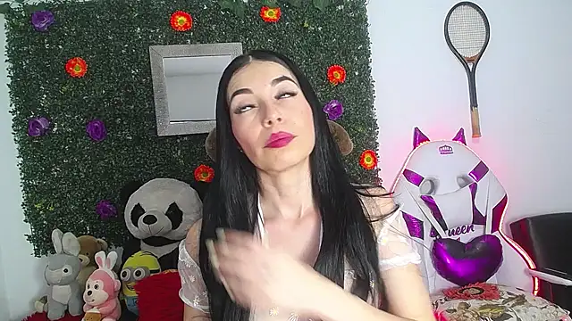 sofii banks online show from July 28, 2026, 3:25 am
