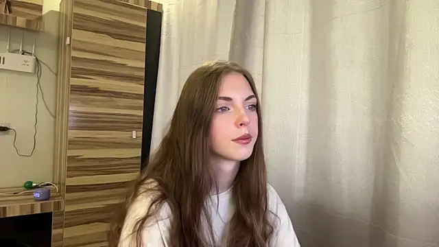 Clara kitty online show from July 16, 2026, 6:21 am