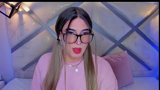 cami rouxx online show from July 27, 2026, 3:35 am