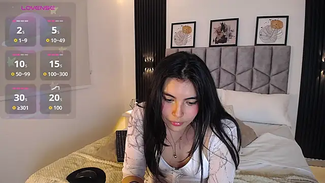 Bella Cute 01 online show from July 23, 2026, 1:58 am