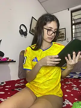 lovenick online show from July 25, 2026, 5:04 am