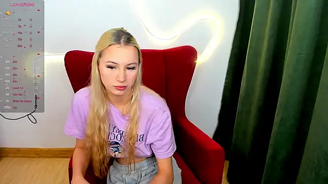 Karolina brand online show from July 29, 2026, 1:27 am