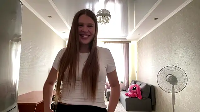 NikiFlaselini online show from July 24, 2026, 8:43 am