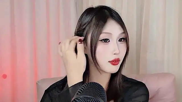 xiaolaopo8 online show from July 28, 2026, 2:13 pm