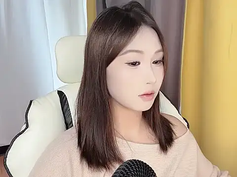 xiaolaopo8 online show from July 19, 2026, 3:15 am