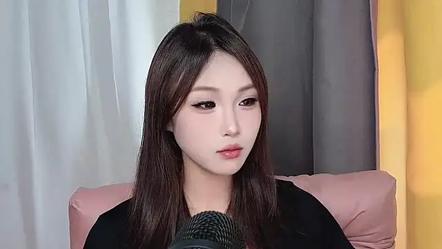 xiaolaopo8 online show from July 23, 2026, 2:20 am