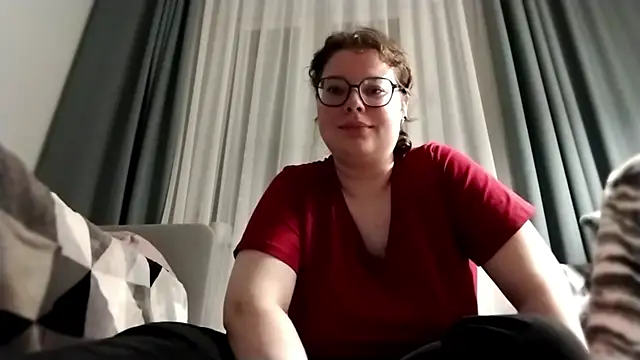 MulaVixen online show from July 20, 2026, 6:43 pm